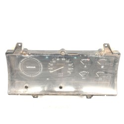Tableau de bord nissan patrol III/1 hardtop (K160) oem 19414509