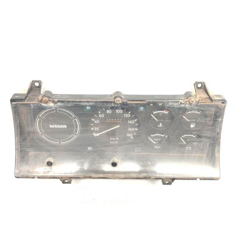 لوحة العدادات Nissan Patrol III/1 hardtop (K160) | Desguace Becerril