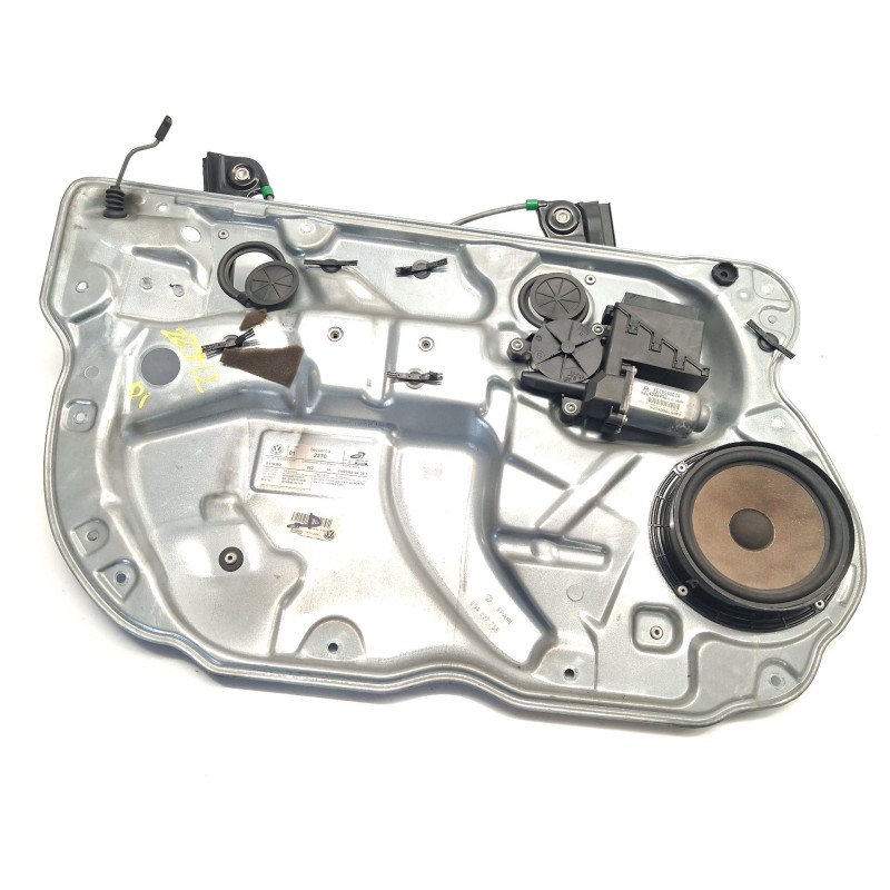 Recambio de elevalunas delantero izquierdo para volkswagen polo iv (9n_, 9a_) 1.4 tdi referencia OEM IAM W06Q4837401H  