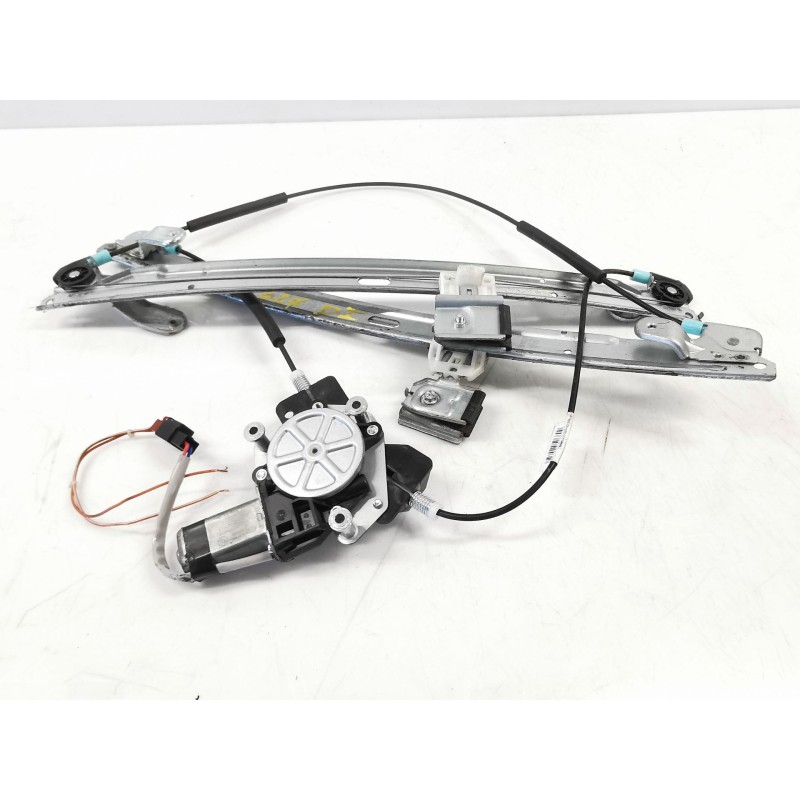 Front left window regulator Chrysler Voyager IV (rg, rs) | Becerril Scrap Yard