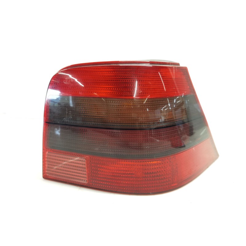 Right rear taillight Volkswagen Golf IV (1J1) | Becerril Scrap Yard