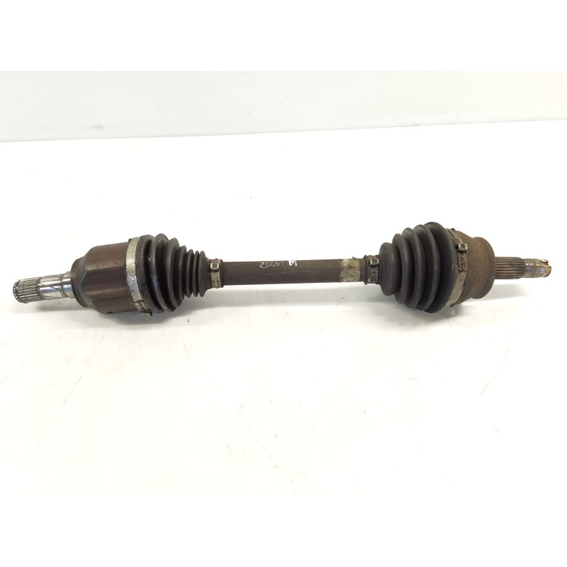 Left front axle Fiat 500L (351_, 352_) | Becerril Scrap Yard