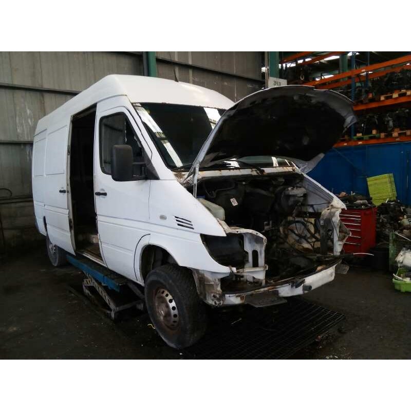 Détail des pièces pour Mercedes-benz sprinter 02.00 caja cerrada 311 CDI (903.661-662) Gasolina de l'année 2003 avec le moteur 611981