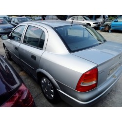 Aufschlüsselung der Teile für Opel astra g berlina Club Gasolina aus dem Jahr 1999 mit Motor X16SZR