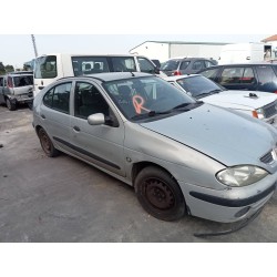 Detalhamento das peças para Renault megane I fase 2 berlina (BA0) 1.4 16V RT Gasolina do ano 2000 com motor K4M