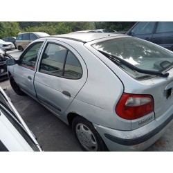 Detalhamento das peças para Renault megane I fase 2 berlina (BA0) 1.4 16V RT Gasolina do ano 2000 com motor K4M