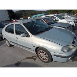 Detalhamento das peças para Renault megane I fase 2 berlina (BA0) 1.4 16V RT Gasolina do ano 2000 com motor K4JC7