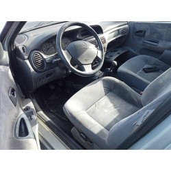 Detalhamento das peças para Renault megane I fase 2 berlina (BA0) 1.4 16V RT Gasolina do ano 2000 com motor K4JC7