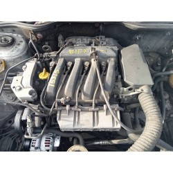 Detalhamento das peças para Renault megane I fase 2 berlina (BA0) 1.4 16V RT Gasolina do ano 2000 com motor K4JC7