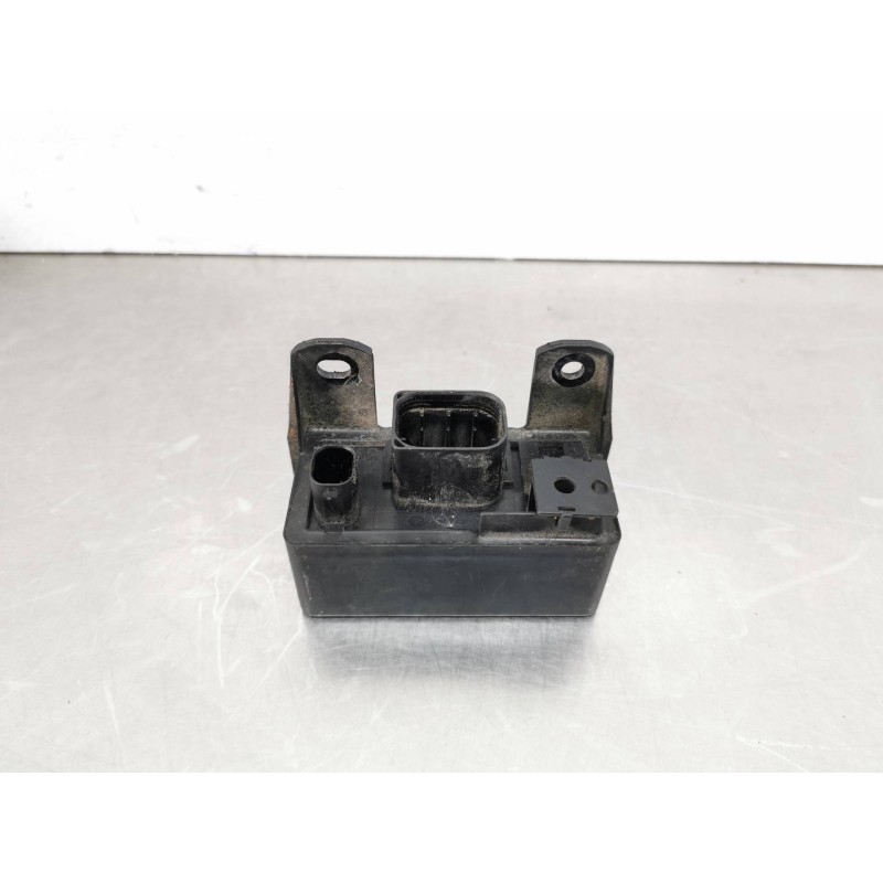 Recambio de caja precalentamiento para mercedes clase e (w210) berlina diesel 290 turbodiesel (210.017) referencia OEM IAM Recambio de caja precalentamiento para mercedes clase e (w210) berlina diesel 290 turbodiesel (210.017) referencia OEM IAM