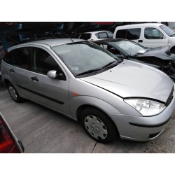Detalhamento das peças para Ford focus berlina (cak) Ambiente Gasolina do ano 2001 com motor FYDB