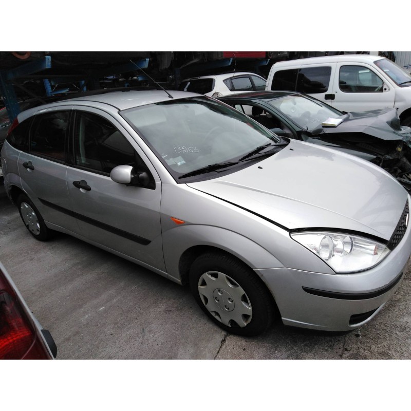 Detalhamento das peças para Ford focus berlina (cak) Ambiente Gasolina do ano 2001 com motor FYDB