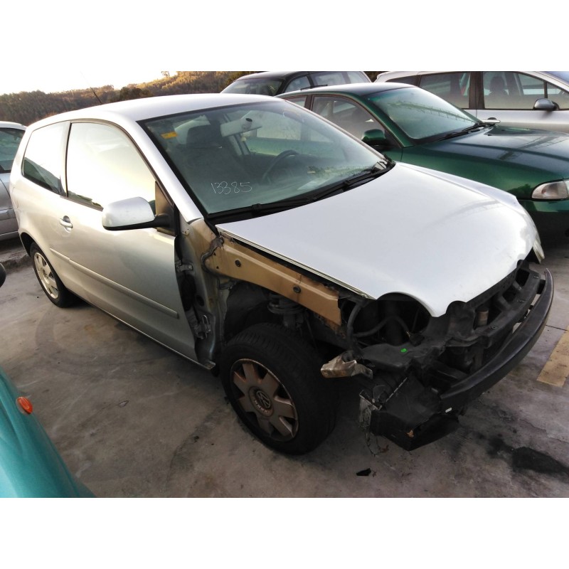 Aufschlüsselung der Teile für Volkswagen polo (9N1) Highline Diesel aus dem Jahr 2004 mit Motor AMF