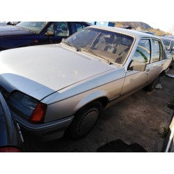Aufschlüsselung der Teile für Opel rekord e CD Berlina Gasolina aus dem Jahr 1986 mit Motor 2.2I