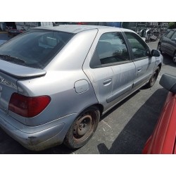 citroën xsara berlina del año 2001