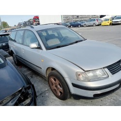 Aufschlüsselung der Teile für Volkswagen passat variant (3B5) Comfortline Diesel aus dem Jahr 1999 mit Motor AFN