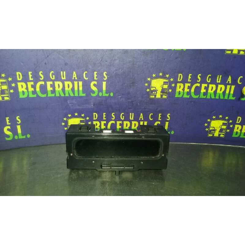 Recambio de pantalla multifuncion para renault laguna (b56) 1.9 dti referencia OEM IAM 7700428029 Recambio de pantalla multifuncion para renault laguna (b56) 1.9 dti referencia OEM IAM 7700428029