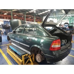 Aufschlüsselung der Teile für Opel astra g berlina Club Gasolina aus dem Jahr 1998 mit Motor X16SZR