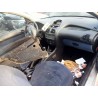 تفكيك Peugeot 206 berlina XT Diesel من عام 2002 بمحرك 8HX