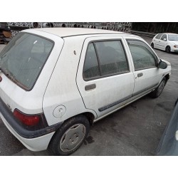 Parts breakdown for Renault clio I phase III 1.9 D RN Diesel of the year 1997 with engine F8Q