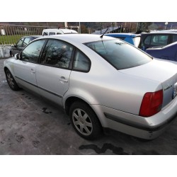 Aufschlüsselung der Teile für Volkswagen passat berlina (3B2) Comfortline Diesel aus dem Jahr 1999 mit Motor AFN