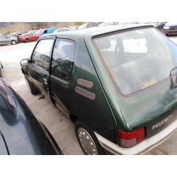 peugeot 205 berlina del año 1998