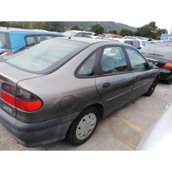 Parts breakdown for Renault laguna (B56) 2.2 D RXE Diesel of the year 1996 with engine G8T
