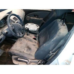 Parts breakdown for Renault megane III berlina 5 p Generation Diesel of the year 2009 with engine K9KF8