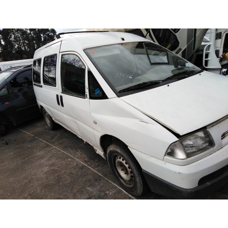 Aufschlüsselung der Teile für Peugeot expert kombi Confort acristaldo (5 asientos) Diesel aus dem Jahr 2003 mit Motor WJY