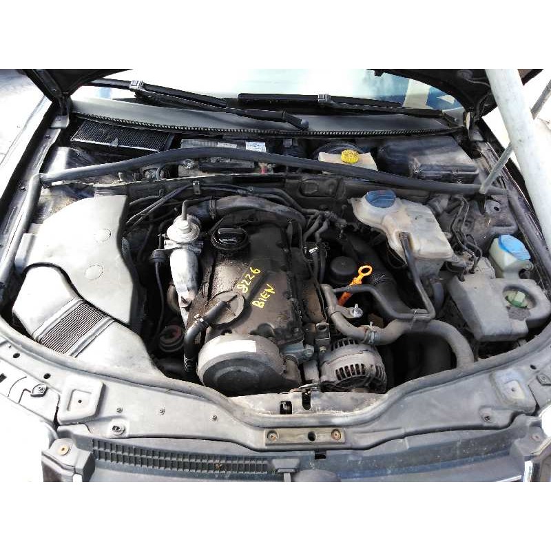 Aufschlüsselung der Teile für Volkswagen passat berlina (3B3) Comfortline Diesel aus dem Jahr 2003 mit Motor AVF