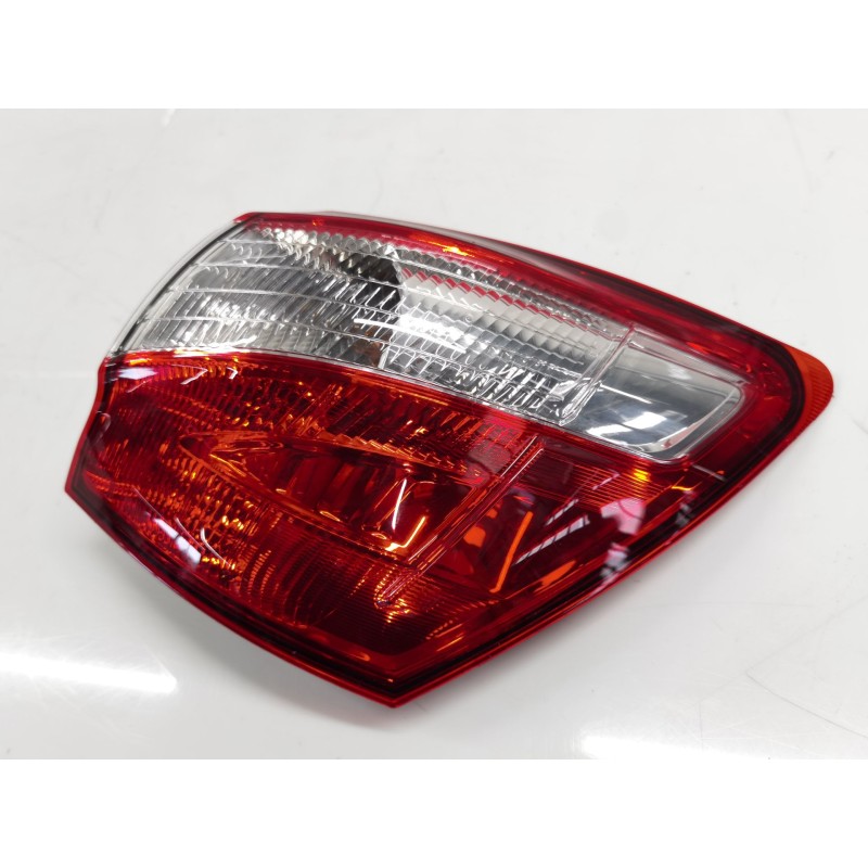 المصباح الخلفي الأيمن Nissan Qashqai I (J10, NJ10) | Desguace Becerril