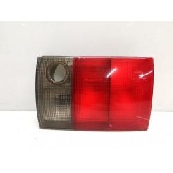 مصباح خلفي وسطي أيمن audi 80 B4 Sedán (8C2) oem 8A0945094