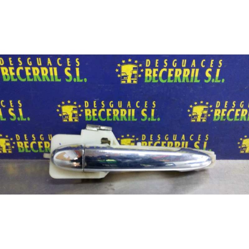 Recambio de maneta exterior delantera derecha para kia carens 2.0 crdi ex monovolumen referencia OEM IAM   