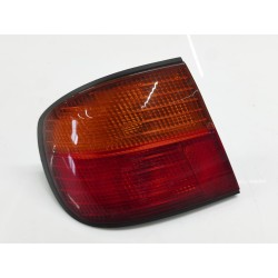 Fanale posteriore sinistro Nissan Primera (P11) | Desguace Becerril