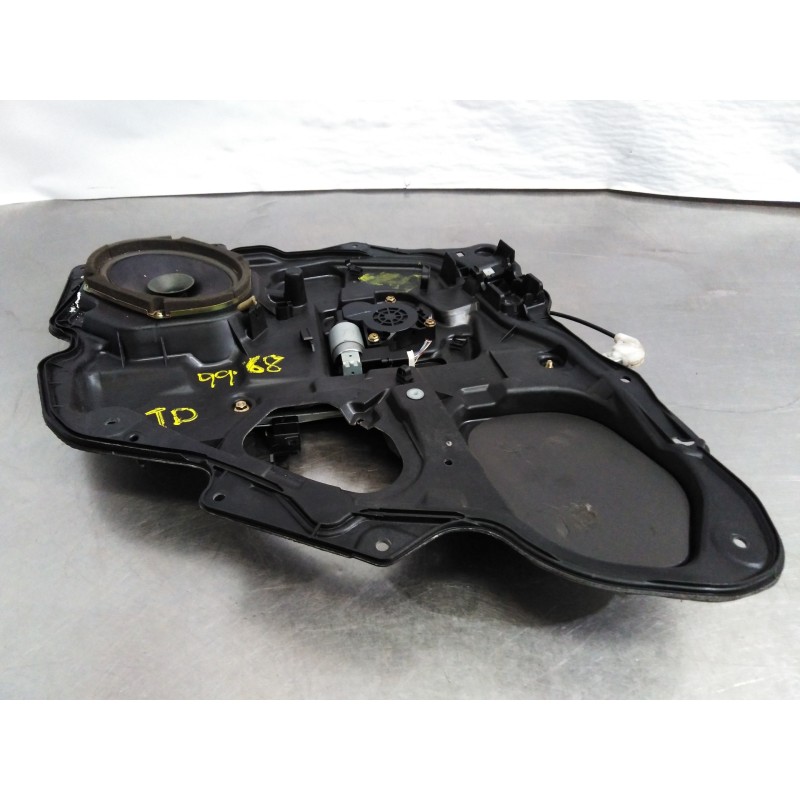 Recambio de elevalunas trasero derecho para mazda 3 berlina (bk) 1.6 crdt active referencia OEM IAM   