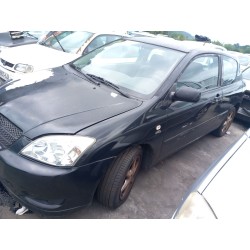 toyota corolla (_e12_) del año 2004