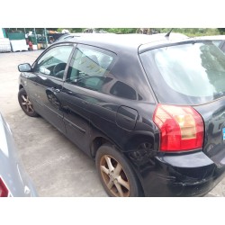 toyota corolla (_e12_) del año 2004