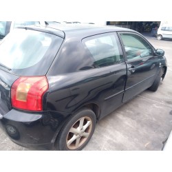 toyota corolla (_e12_) del año 2004
