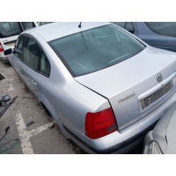 تفكيك Volkswagen passat B3/B4 variant (3A5, 35I) 1.9 TDI Diesel من عام 1999 بمحرك 1Z,AHU