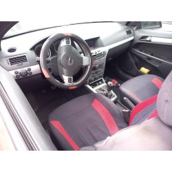 تفكيك Opel astra h gtc (A04) 1.9 CDTi (L08) Diesel من عام 2005 بمحرك Z 19 DTH