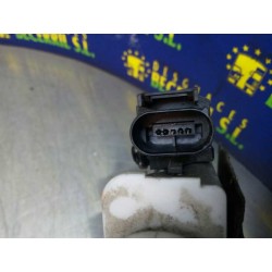 Recambio de cerradura puerta delantera derecha para audi a4 berlina (b5) 1.9 tdi referencia OEM IAM 4D1837016D  