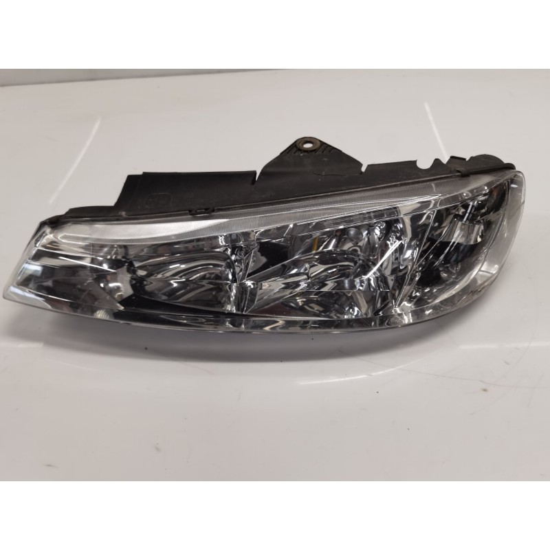 Left headlight Peugeot 406 (8B) | Becerril Scrap Yard