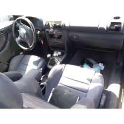 audi a3 (8l1) del año 2001