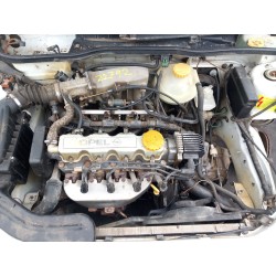 Elenco delle parti per Opel corsa b (S93) 1.2 i (F08, F68, M68) Gasolina dell'anno 1993 con motore X 12 SZ,C 12 NZ