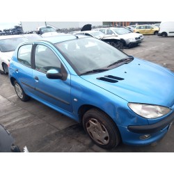 Parts breakdown for Peugeot 206 hatchback (2A/C) 1.4 HDi eco 70 Diesel of the year 2002 with engine 8HX (DV4TD),8HZ (DV4TD)