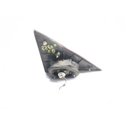 Recambio de piloto trasero central derecho para ssangyong rodius i 2.7 xdi 4wd referencia OEM IAM 8360121401  