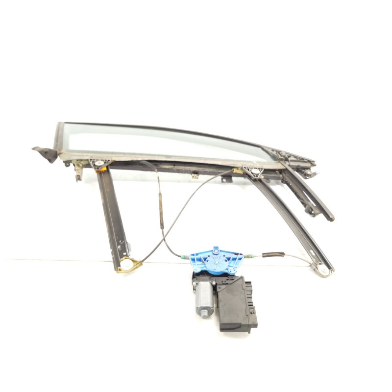 Right front window regulator Audi A4 avant (8E) | Becerril Scrap Yard