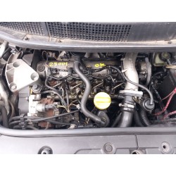 تفكيك Renault SCÉNIC II (JM0/1_) 1.9 dCi (JM0G, JM12, JM1G, JM2C) Diesel من عام 2003 بمحرك F9Q 812