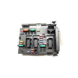 قطعة غيار bsm (Boîtier de servitude moteur) peugeot 307 sw (3H) oem 9650663980