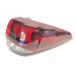 Piloto trasero derecho kia carens IV oem 92402A4